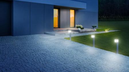 STEINEL GL 80 C LED-Sensor Wegeleuchte Bluetooth-Sensorleuchte Silber