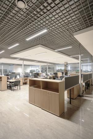 120cm LEDVANCE LINEAR IndiviLED® DIRECT 34 W 3000 K warmweiße LED-Büro- und Flurbeleuchtung