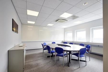 LED Panel LEDVANCE 600x600mm IP54 3000K warmweißes Licht 36W