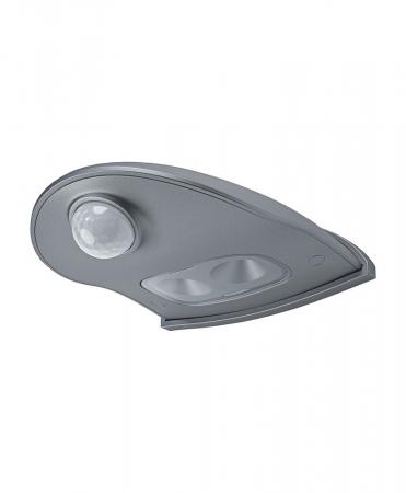 OSRAM LED Außenwandleuchte Door in Silber mit Sensor IP54 4000K neutralweißes Licht - batteriebetrieben inkl 3 Batterien AA, für Eingangsbereiche und Außenanwendungen
