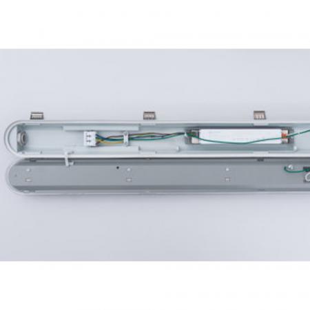 150cm LEDVANCE Damp Proof LED Feuchtraumleuchte 46W 3000K warmweißes Licht IP65