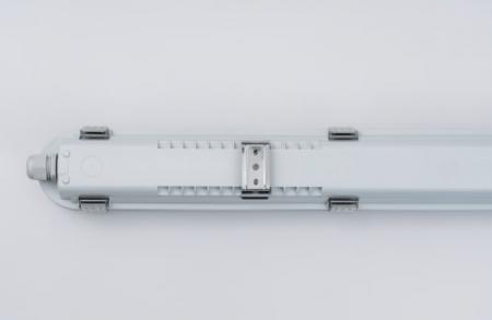 150cm LEDVANCE Damp Proof LED Feuchtraumleuchte 1-flg. 58W mit neutralweißem Arbeitslicht IP65