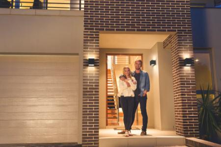 OSRAM SMART+ WiFi BRICK LED Außenwandleuchte RGBW in Anthrazit würfelförmig geradlinig