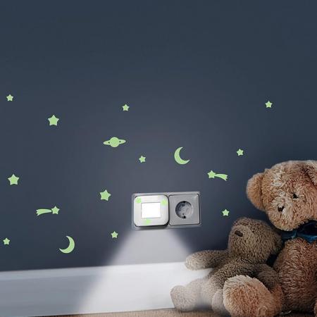 OSRAM Nachtlicht & Steckdosenlampe LUNETTA Hall Weiß Dämmerungssensor Flurbeleuchtung Treppenbeleuchtung und für Kinderzimmer