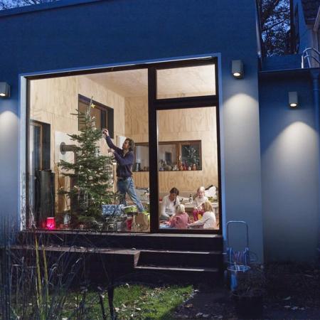 LEDVANCE Wandleuchte Endura Classic Cube in Silber mit verstellbarem Lampenkopf