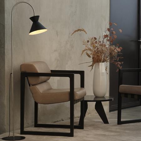 Osram Stehleuchte Decor Waist aus Stahl mit E27 Fassung in Schwarz