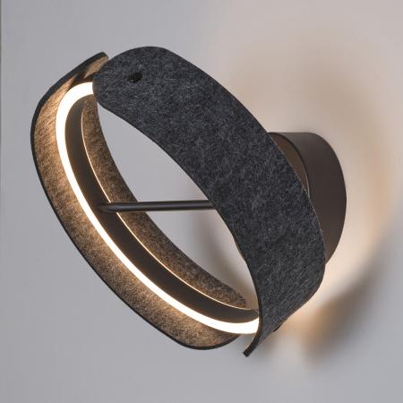 Osram Wandleuchte Decor Curve Felt in Dunkelgrau mit warmweißem Licht - Auffällige Leuchte aus Filz mit neigbarem Schirm