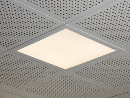 LEDVANCE LED Panel Comfort 600mm 33W 3000K warmweißes Licht