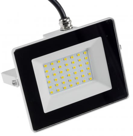 ChiliTec LED-Fluter "CTF-SLW 30" IP65, 30W, 2503lm, 4000K neutralweiß