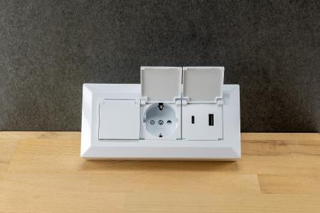 ChiliTec 2-fach Steckdosenblock, USB-A+C, weiß 250V~/ 16A, USB 3,1A, PD, mit Klappen