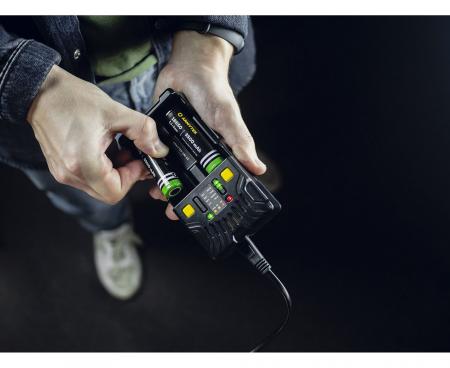 Armytek Uni C2 Steckertyp C - Universal-Ladegerät für IMR, Li-Ion 4.2V, Li-Ion 4.35V, Ni-MH, Ni-Cd und Li-FePO 4 - Akkus