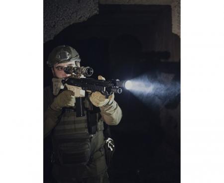 Armytek Predator Pro White LED Taschenlampe akkubetrieben Magnet USB