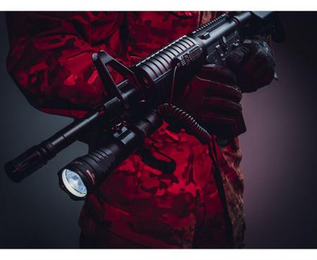 Armytek Predator Pro White LED Taschenlampe akkubetrieben Magnet USB, Warmes Licht