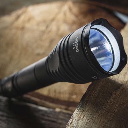 Armytek Viking Pro Magnet USB LED Taschenlampe akkubetrieben neutralweißes Licht