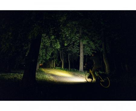 Armytek Prime C1 Pro Magnet USB Taschenlampe mit Magnethalterung akkubetrieben warmweisses Licht