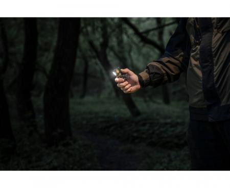 Armytek Elf C1 USB-C Taschen- und Stirnlampe mit Magnethalterung / Stirnhalterung akkubetrieben neutralweißes Licht