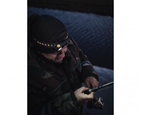 Armytek Wizard C1 Pro Magnet USB Taschenlampe und Stirnlampe 4 in1 mit Magnethalterung akkubetrieben warmes Licht