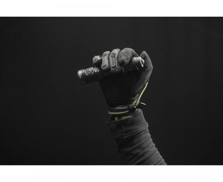 Armytek Dobermann Pro Max Magnet USB White Taschenlampe akkubetrieben, neutralweißes Licht