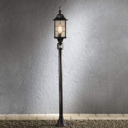 Landhausstil Wegeleuchte mit Bewegungsmelder schwarz/silber in Bleikristalloptik