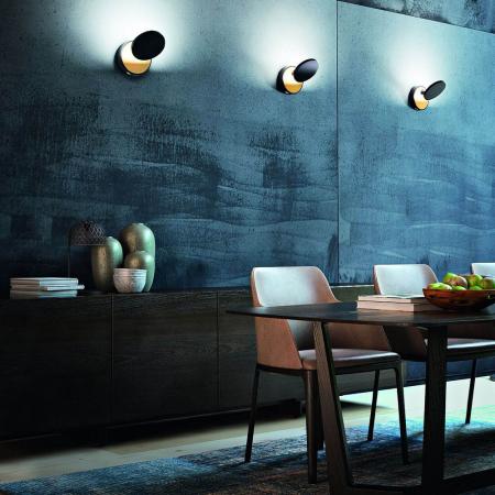 Ara Verstellbare dimmbare LED Wandleuchte in Schwarz-Gold von Fabas Luce