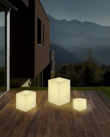 New Garden CUBY 40 Leuchtwürfel in weiss 230V - Warmweiss Licht - Länge Kabel 2 m - 40 x 40 cm - für Außen- und Innenanwendung IP65