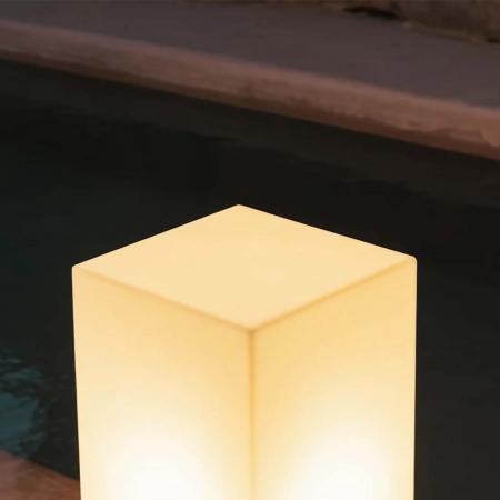 New Garden CUBY 45 Leuchtwürfel & Beistelltisch in weiss mit Kabel für 230V warmweißes Licht - 43 x 43 x 43cm