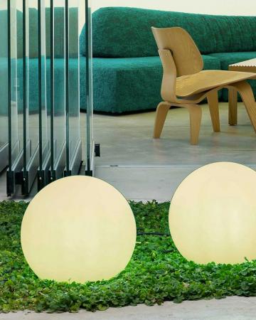 New Garden Große BULY 60 LED Gartenkugel weiss IP65 230 Volt mit Stecker und 2 M Kabel Ø 60 cm mit warmweißem Licht