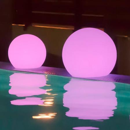 New Garden BULY 30 RGBW Solar LED-Garten Kugel schwimmfähig auch als Poollampe Akku IP68 Ø 30cm