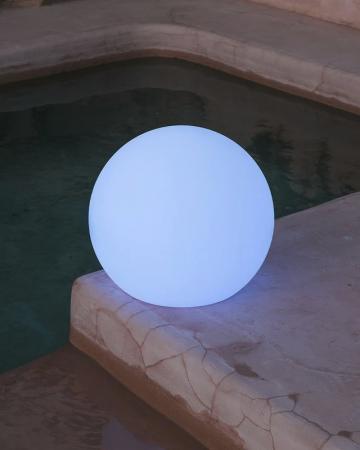 New Garden BULY 30 Solar LED-Garten Kugel IP68 Durchmesser: 30 cm RGB und warm- unfd kaltweißes Licht, Mit Erdspieß