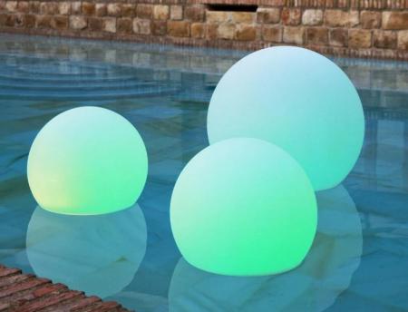 New Garden BULY 40 Farbwechsel LED Gartenkugel Solar schwimmfähig Akku IP68, Ø 40cm