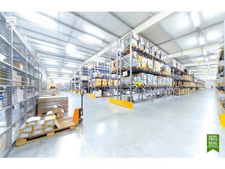60 x 150cm Philips G13 T8 CorePro LEDtube 20W wie 58W 2200lm 6500K Tageslichtweiß LED Röhre aus Glas für KVG/VVG/direkt 230V inkl. Ersatzstarter - XXXL-Sparpack