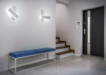 Helestra DEX LED Wandleuchte mit verstellbarem Leuchtarm in Mattweiß