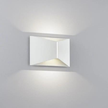 Helestra VID LED-Wandleuchte 10W 690lm 2700K warmweiß mattweiß IP65 dimmbar