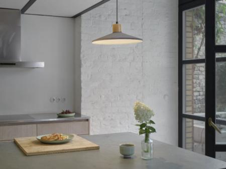 OSRAM E14 OSRAM Flat Lampe ultra-kompakte und flache LED Lampe ersetzt herkömmliche 28W Glühbirnen neutralweiß (4000K), sparsam mit 3.5W Verbrauch
