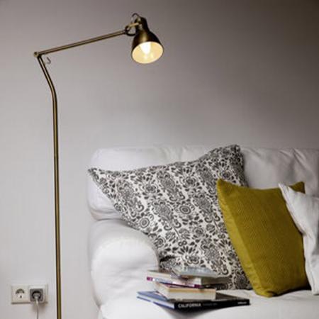Ledvance E14 LED Kerzenlampe Classic B25 Frosted 2,5W wie 25W 2700K warmweißes Licht