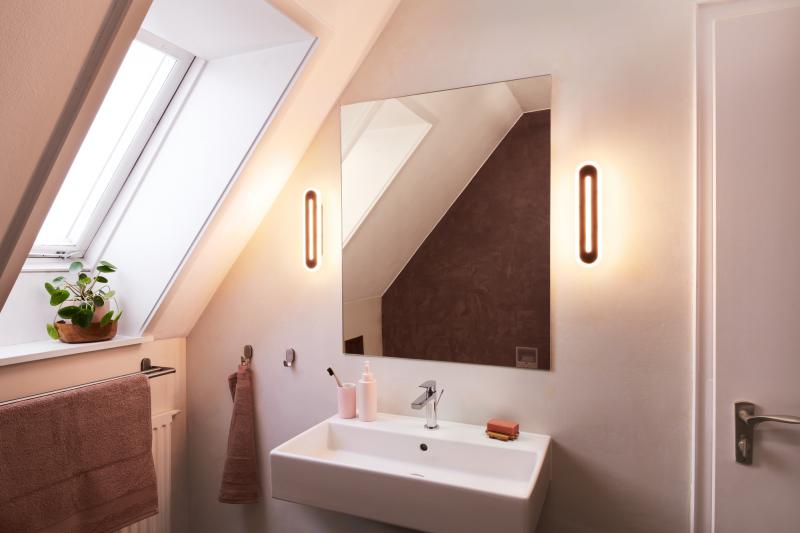 LEDVANCE SMART+ WIFI Wall Orbis Badlampe TW schwarz