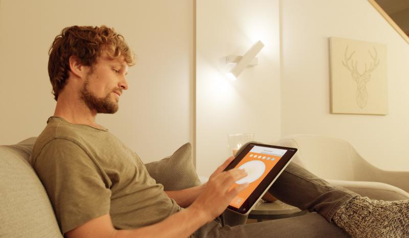 Aktion: Nur noch angezeigter Bestand verfügbar:  LEDVANCE SUN@HOME Orbis Wandleuchte WIFI Tunable White für eine erhöhte Konzentration und Effizienz