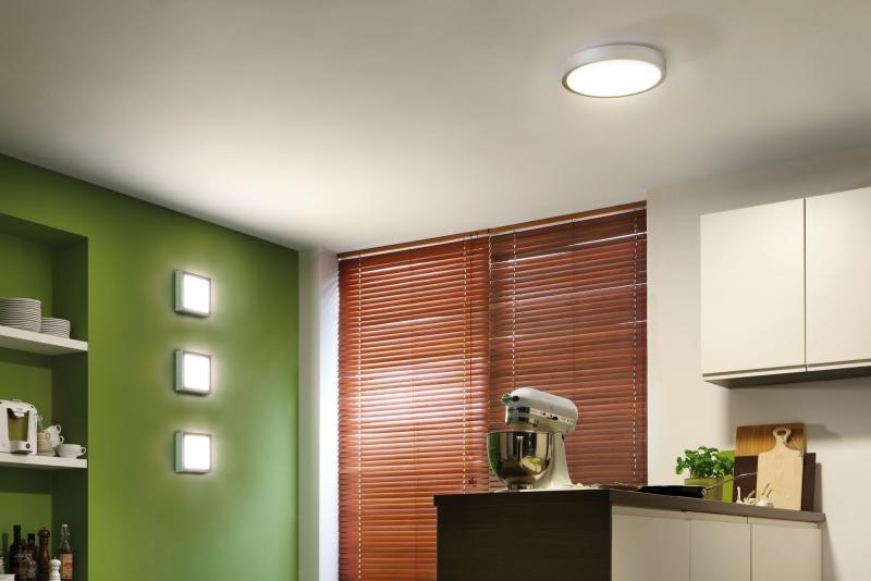 Kleines modernes LED Deckenplanel Lunar 17x17cm von Paulmann 70648 in Chrom Alu