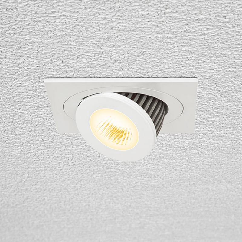 EVN P-LED Decken-Einbaustrahler mit warmweißem Licht quad. schwenkbar weiß IP20 12W 3000K 1000lm EinbauØ115