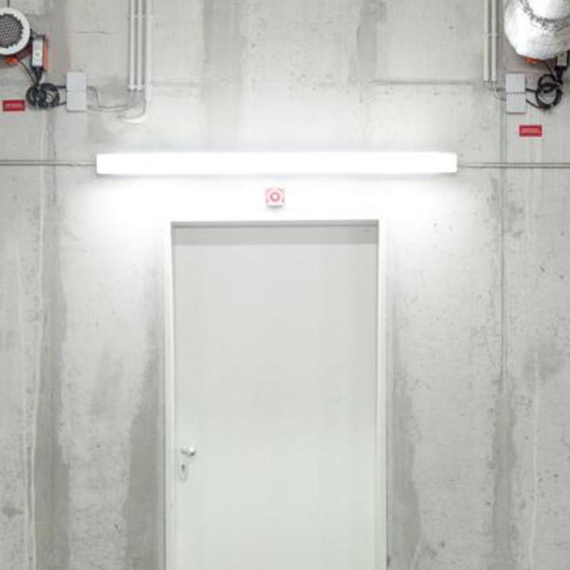 LEDVANCE LED TUBE T8 EM MOTION SENSOR 1200 mm 13,1W wie 36W 2100lm 4000K neutralweiß G13 VVG/KVG oder 230V Bewegungsmelder