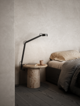 Design For The People Tischleuchte Schwarz LED – moderne Designerleuchte von Bønnelycke