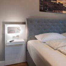 Bett- oder Leseleuchte SOMNILA inkl. LED in weiß mit Handyaufladung ersion links inkl. USB Anschluss SLV 1003457