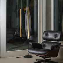 Osram Stehleuchte Decor Flat Felt in Dunkelgrau mit warmweißem Licht - Auffällige Leuchte aus Filz