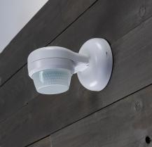 ChiliTec 23568 Aufputz-Bewegungsmelder 360° IP65, 12m Reichweite, Wand & Decke, 230V, LED 3–600W, weiß