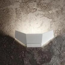 Safi LED-Wandleuchte für indirekte Beleuchtung mit Metall-Schirm in Weiss von Fabas Luce