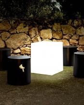 New Garden CUBY 53 Leuchtwürfel & Beistelltisch in weiss 230V Höhe 53cm Lichtfarbe Tageslicht - Länge Kabel 2 m