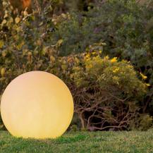 New Garden LED-Lichtkugel BULY 20 weiss Innen & Außen Kabel ø20 x 17 cm warmweißes Licht mit 230 Volt Anschluß/ Stecker